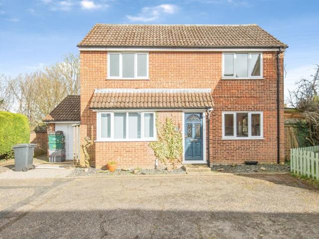 House for sale in Chelmondiston, Suffolk