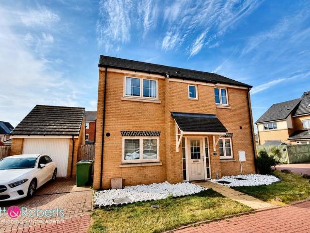 House for sale in Burnside, Fence Houses