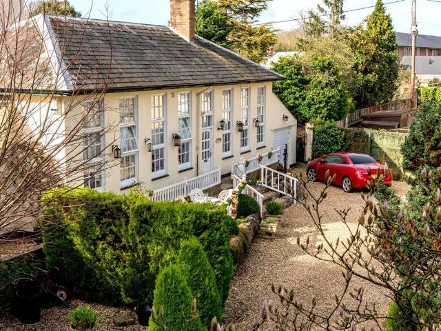 House for sale in Somerset