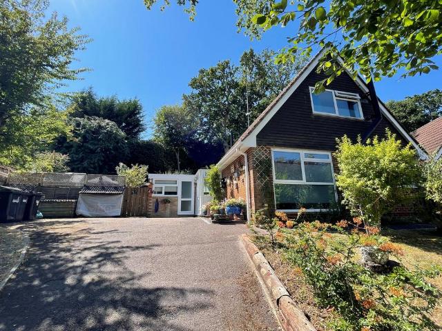 House for sale in Hythe and Dibden, Ashurst Bridge