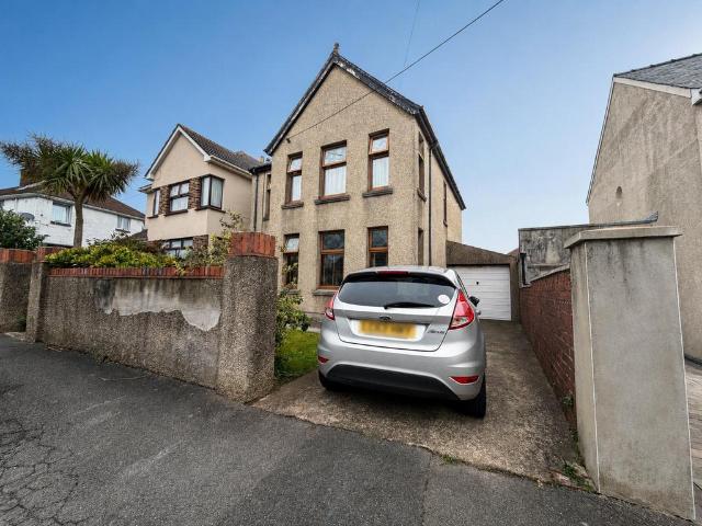 House for sale in Milford Haven, Wales