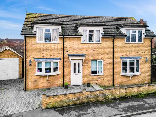 House for sale in Alton Barnes, Essex