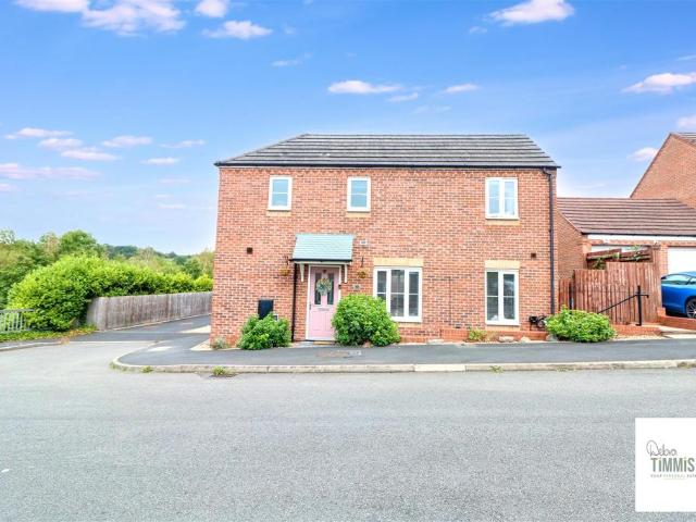 House for sale in Norton-Le-Moors, Smallthorne