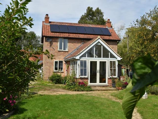 House for sale in Skeyton, Comers