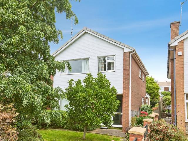 House for sale in Mickleover, Derby