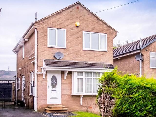 House for sale in Birkby, Huddersfield