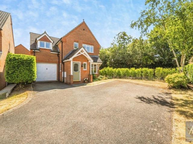 House for sale in Buckingham, Buckinghamshire