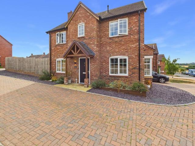 House for sale in Crown East, Malvern Hills
