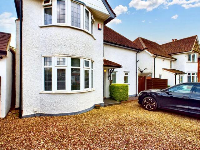 House for sale in Shirley, West Midlands