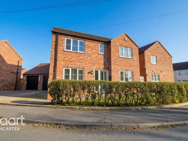 House for sale in Fishlake, Doncaster