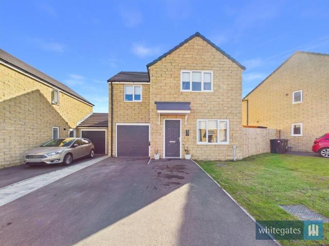 House for sale in Denholme Clough, Bradford