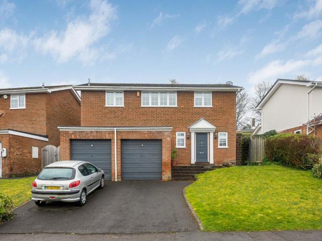 House for sale in Henley-on-Thames, Berrick Salome