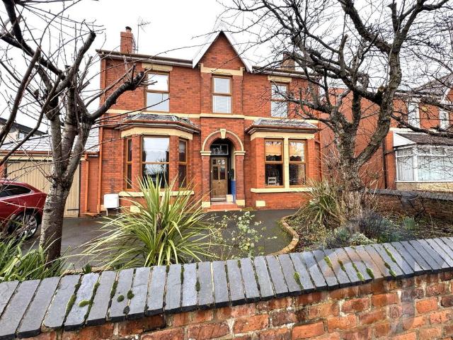 House for sale in North Meols, Roby Mill