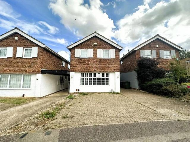 House for sale in Hatton Park, Wellingborough