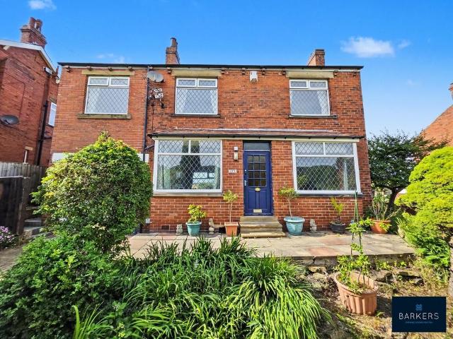 House for sale in Birstall Smithies, Gomersal