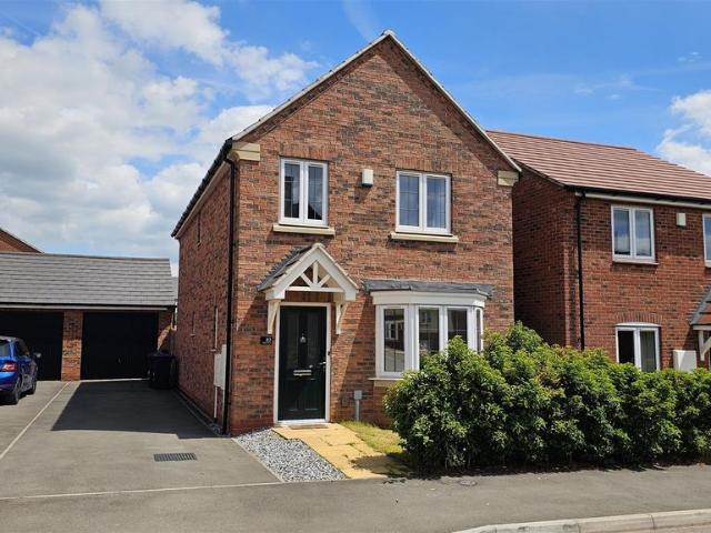 House for sale in Barton In Fabis, East Midlands