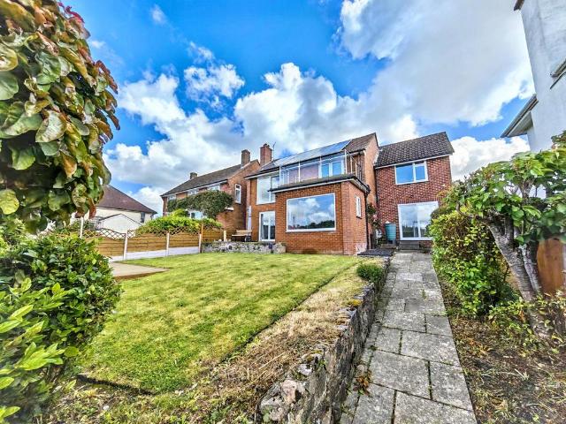 House for sale in Watergate, Devon