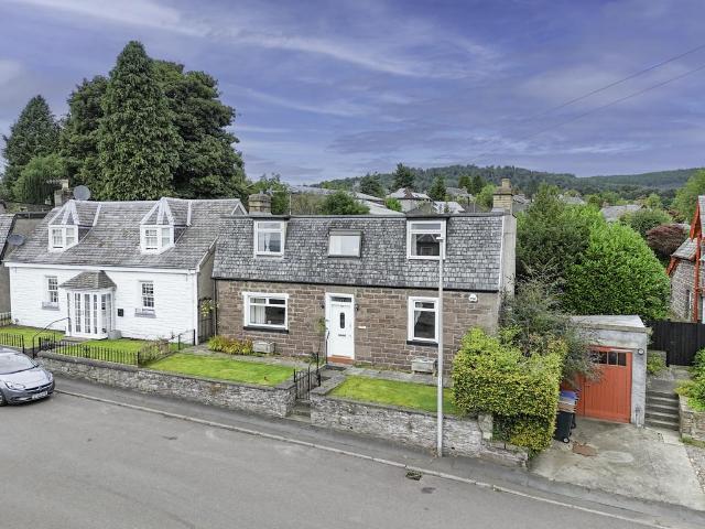 House for sale in Crieff, Scotland
