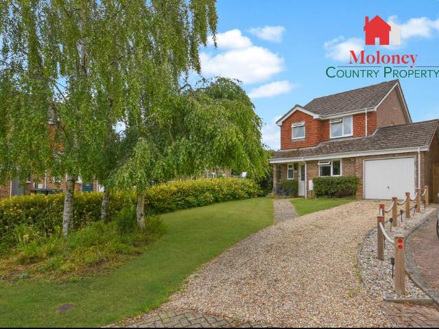 House for sale in Heathlands, East Sussex