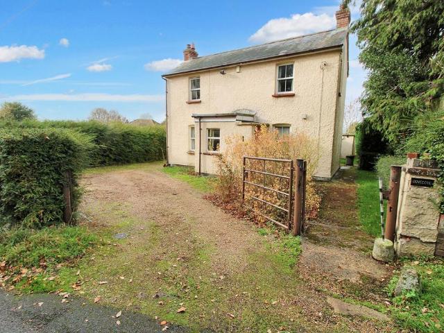 House for sale in Chepping Wycombe, Tylers Green