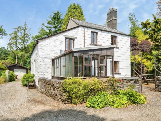 House for sale in Menheniot, Cornwall