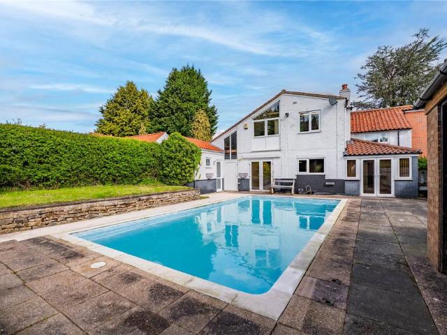 House for sale in Alverton, East Midlands