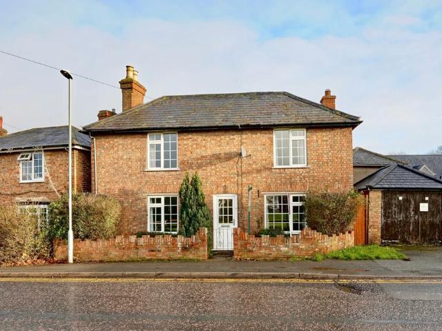 House for sale in Huntingdon, Cambridgeshire