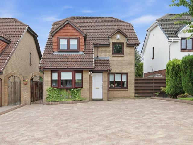 House for sale in Castlehead, Glenburn
