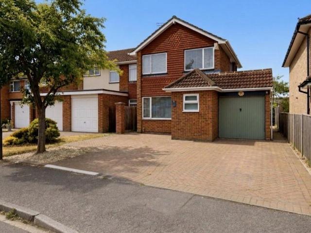 House for sale in Midway, Kent