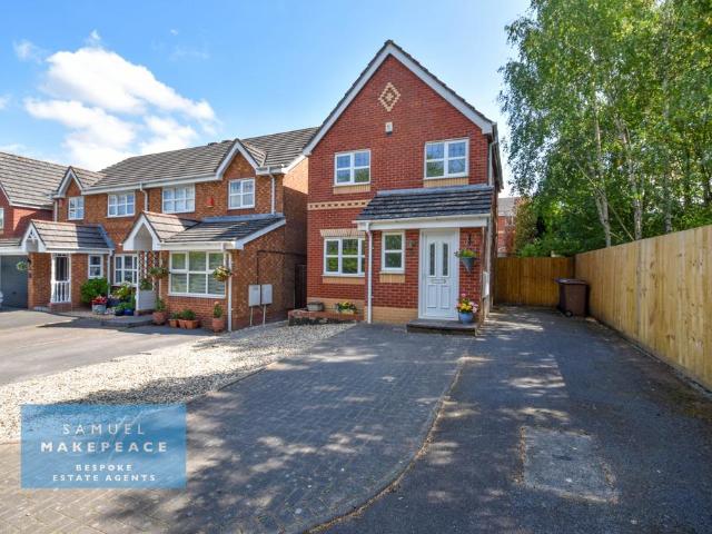 House for sale in Norton-Le-Moors, Smallthorne