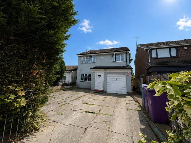 House for sale in Calderstones