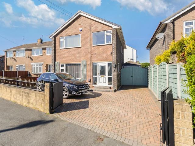 House for sale in City Fields, West Yorkshire