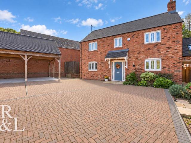 House for sale in Coton Park, South Derbyshire
