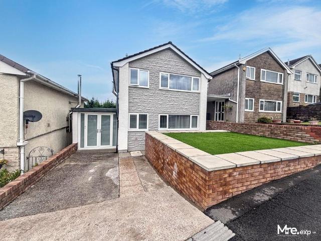 House for sale in Baglan