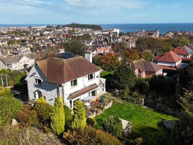House for sale in South Cliff, Kepwick