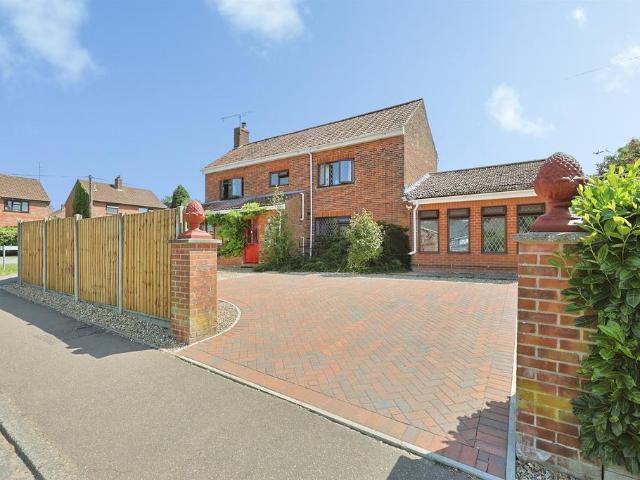 House for sale in East Tuddenham, Norfolk