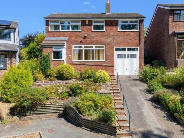 House for sale in Frodsham, Cheshire