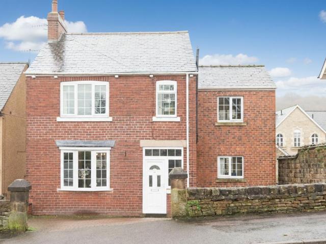 House for sale in Holymoorside, Brackenfield
