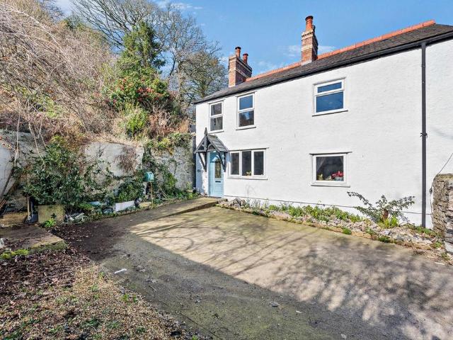 House for sale in Holywell, Wales