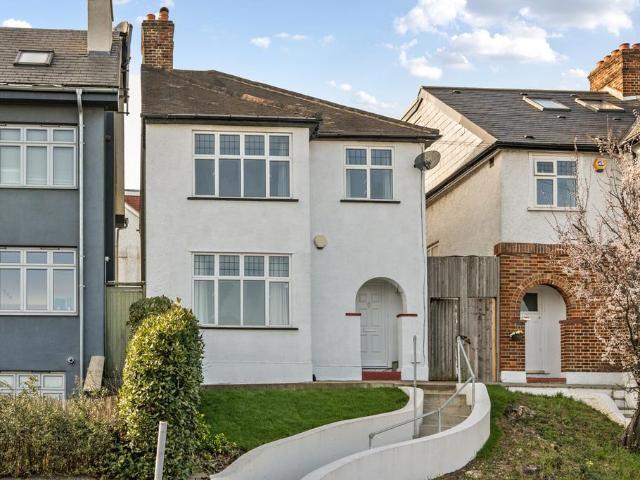 House for sale in London Borough of Lewisham, Greater London