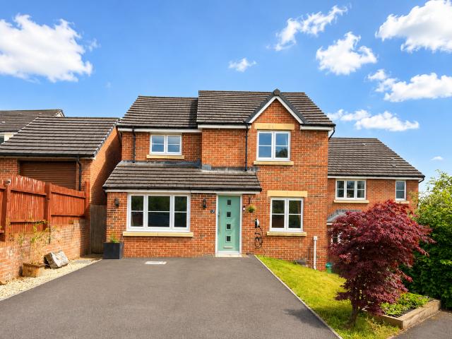 House for sale in Llwydcoed