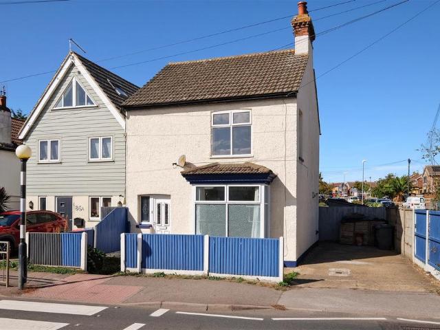 House for sale in The Bridge, Kent