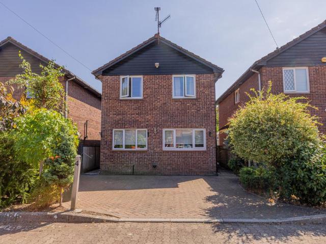 House for sale in Bassaleg, Newport