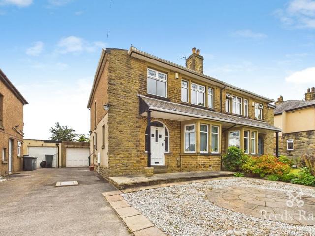 House for sale in Cleckheaton, West Yorkshire