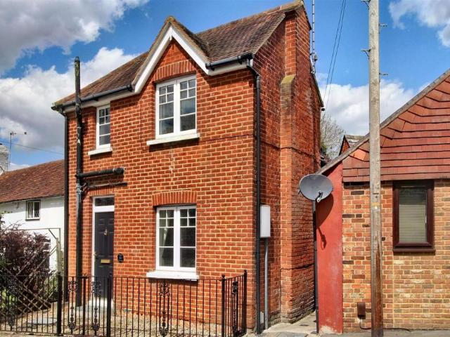 House for sale in Westfield, Woking