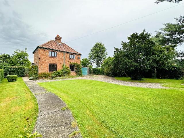 House for sale in Spaldington, East Riding Of Yorkshire