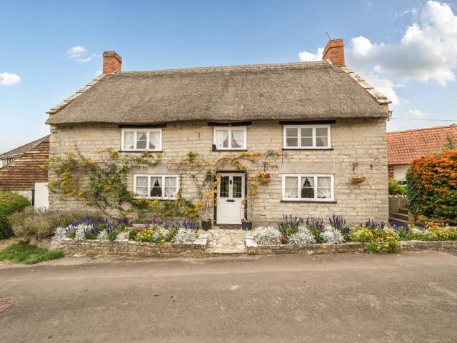 House for sale in Knole, Somerset