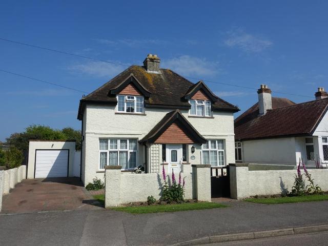 House for sale in Littlecote, West Sussex