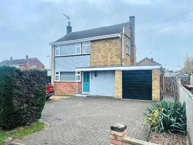 House for sale in Crossgate, South Holland