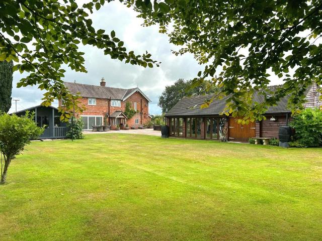 House for sale in Illidge Green